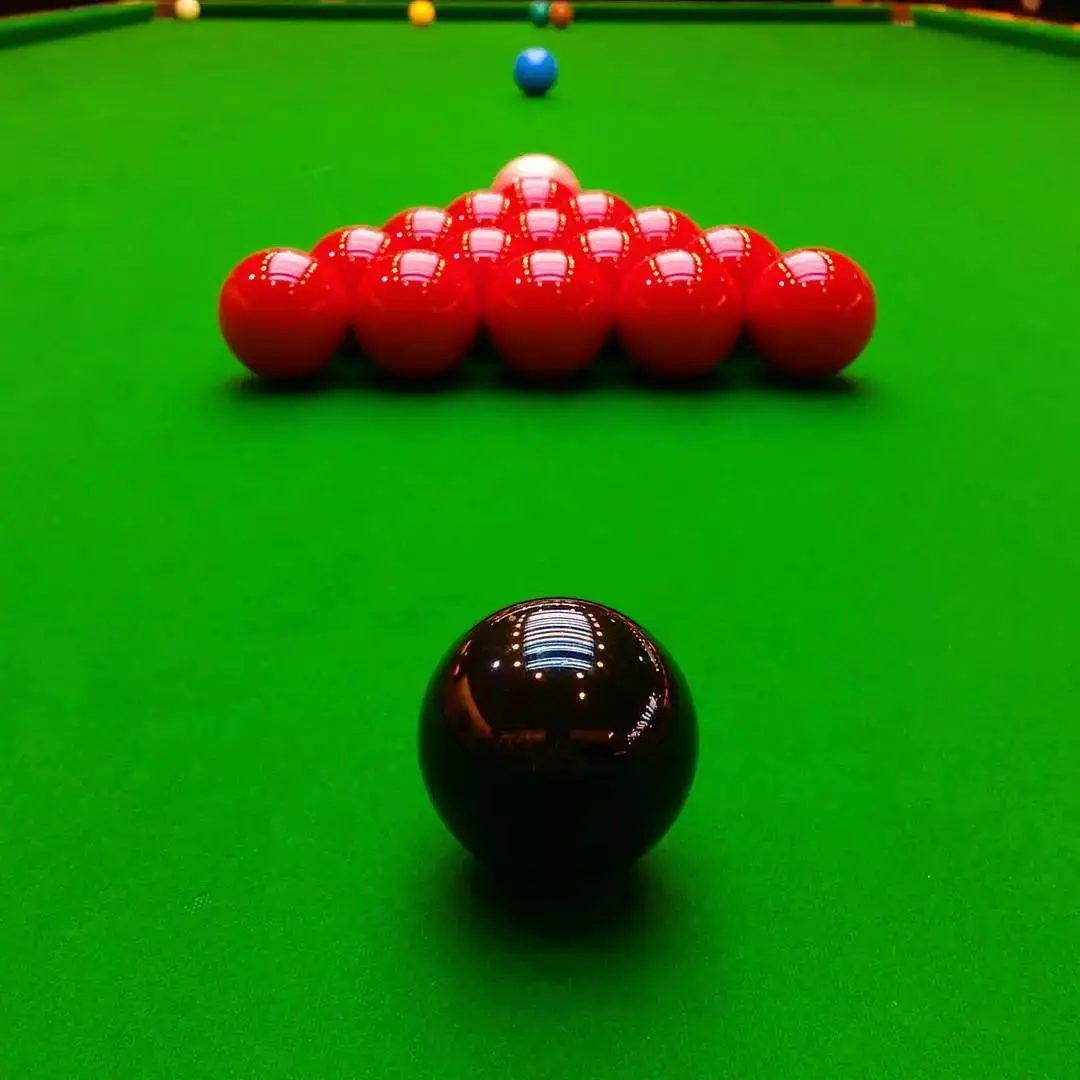 2023斯诺克英国公开赛资格赛：马克·艾伦 vs 麦克吉尔，谁将在这场焦点之战中脱颖而出？