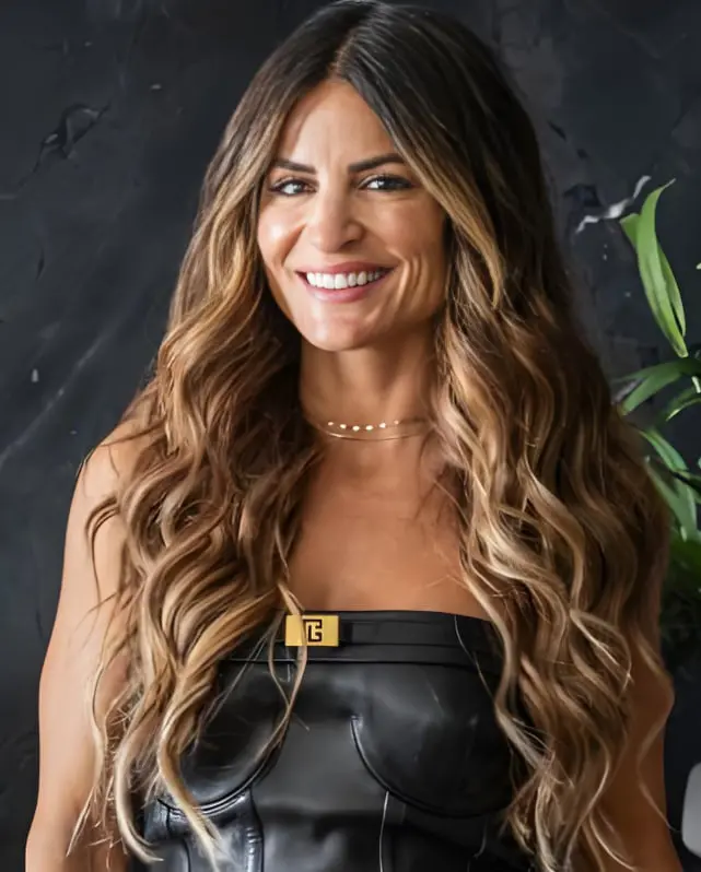 《罪恶之城》：暗黑漫画史诗，暴力美学与人性堕落的极致诱惑